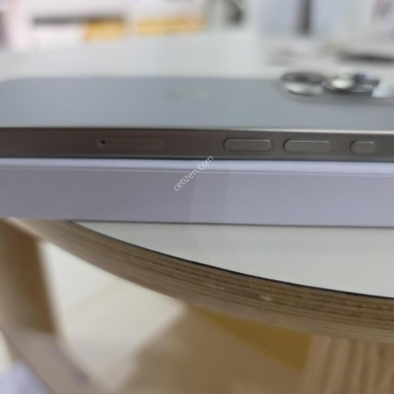 ������ 15 ���� 256GB ����ƼŸ��