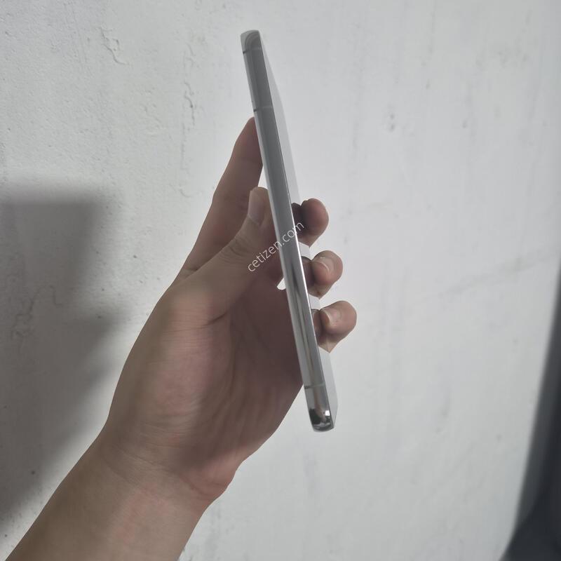 ������S22�÷��� 256GB ȭ��Ʈ
