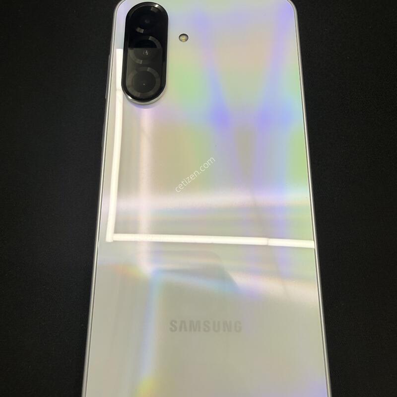 A366 128GB ȭ��Ʈ�÷� [ S���] ���̽� �� �ʸ�����