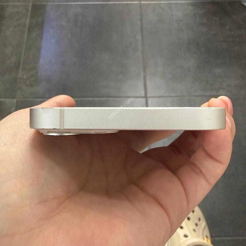 �������⽺)������13 ��Ÿ����Ʈ 128GB/85% Y1949