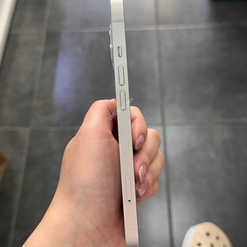 �������⽺)������13 ��Ÿ����Ʈ 128GB/85% Y1949