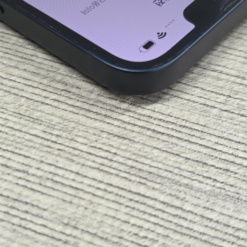������13 256GB