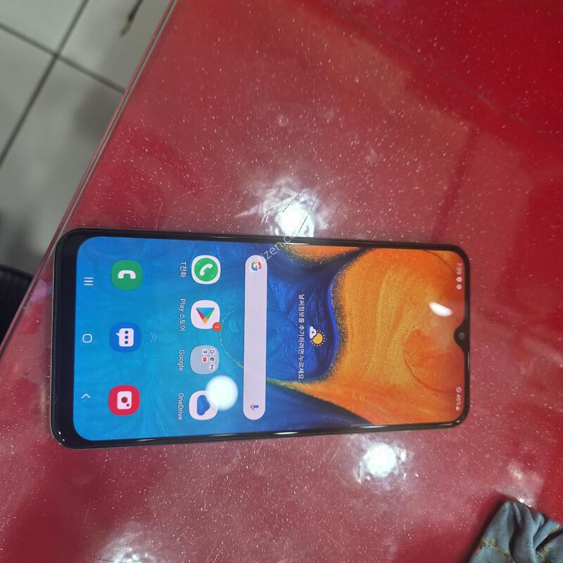 ���̵�4 �Ⱦƿ�
