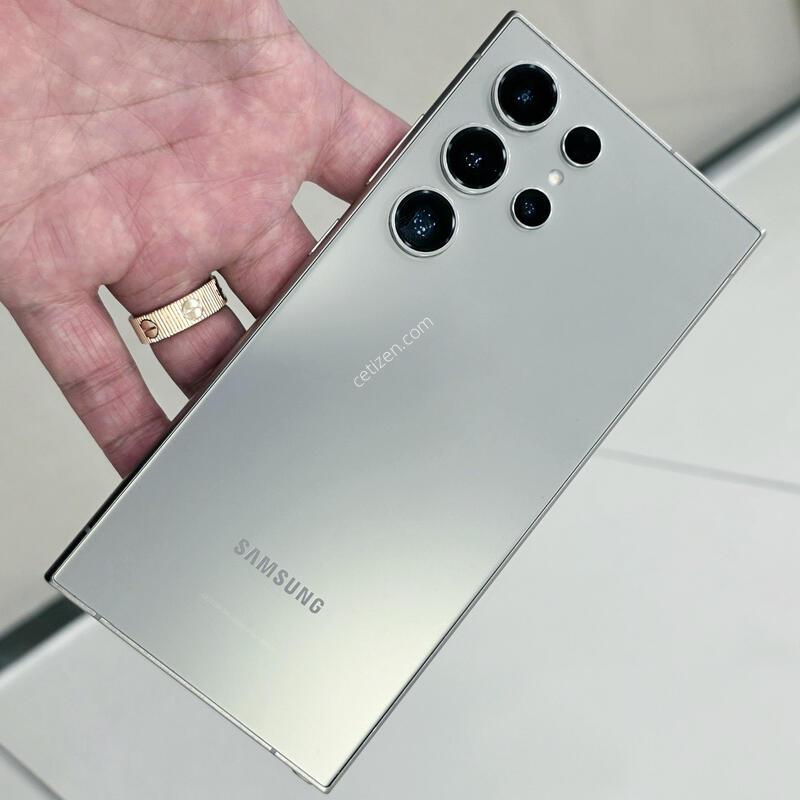 ������ S24��Ʈ�� 512GB ���� ƼŸ��  ������ �� �Ǹ�