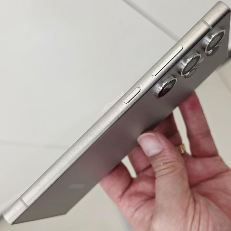 ������ S24��Ʈ�� 512GB ���� ƼŸ��  ������ �� �Ǹ�
