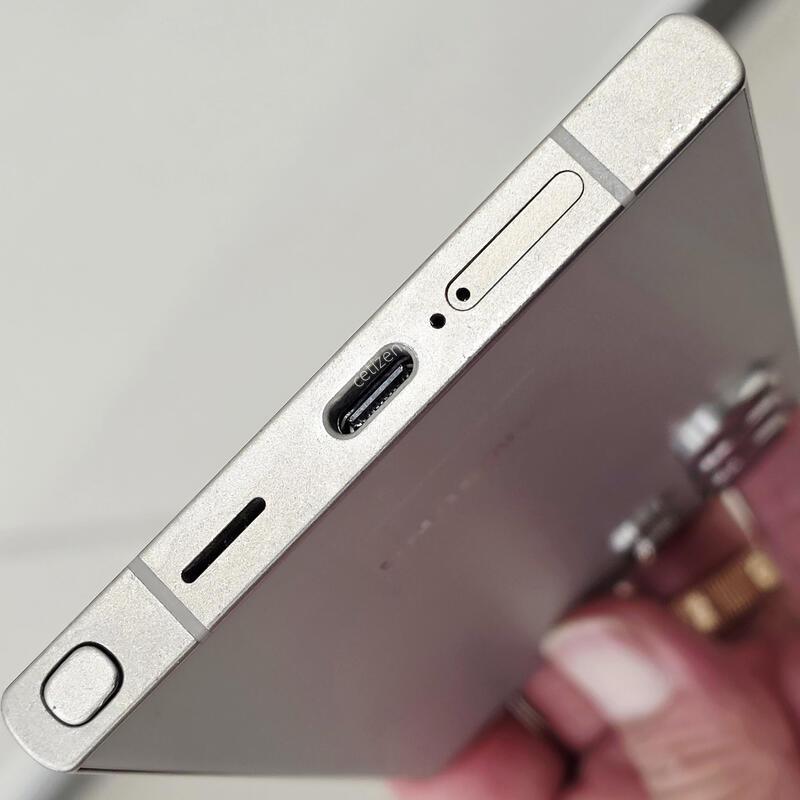 ������ S24��Ʈ�� 512GB ���� ƼŸ��  ������ �� �Ǹ�
