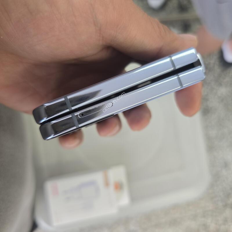 SK �ø�4(F721) 256G ������� ����� �˴ϴ�
