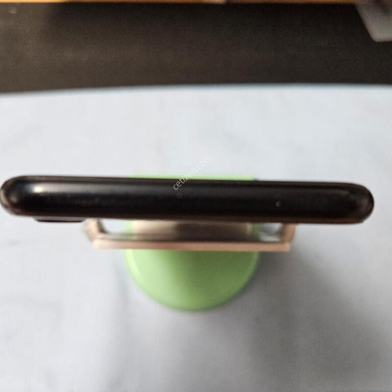[����] ������SE 3 128G (����) S�� Ǯ�ڽ� - ���͸� 93%
