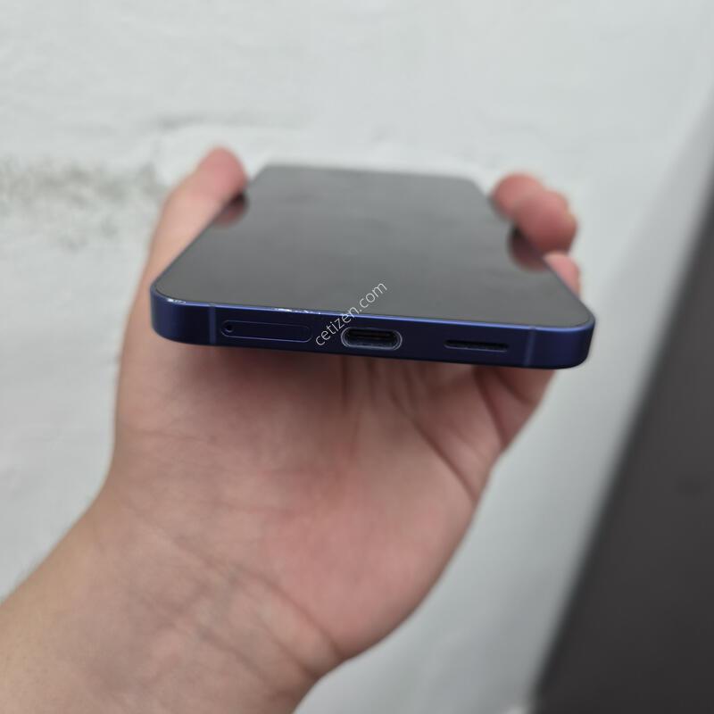 ������ S25 �÷��� ���̺� 256G