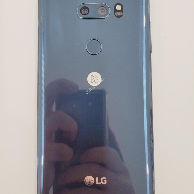 LG V30