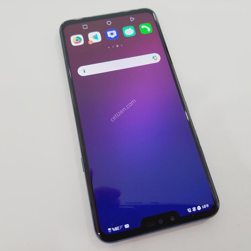 LG V40