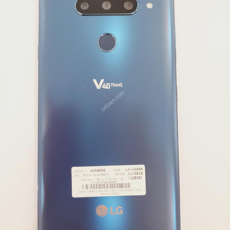 LG V40