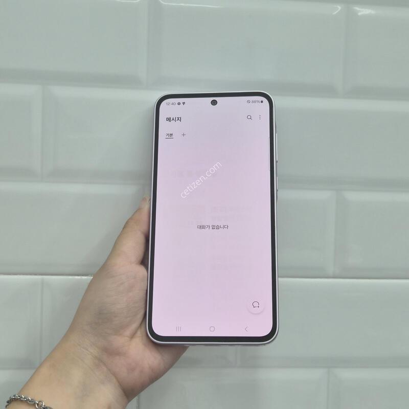 ������A35 ���϶� 128GB