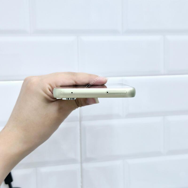 ����������4 ���� 128GB
