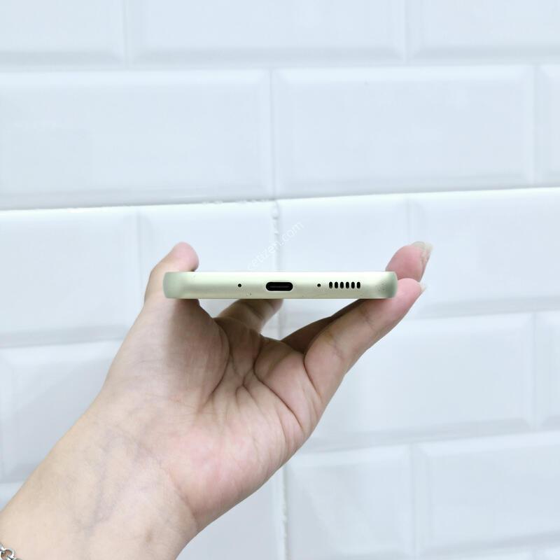 ����������4 ���� 128GB