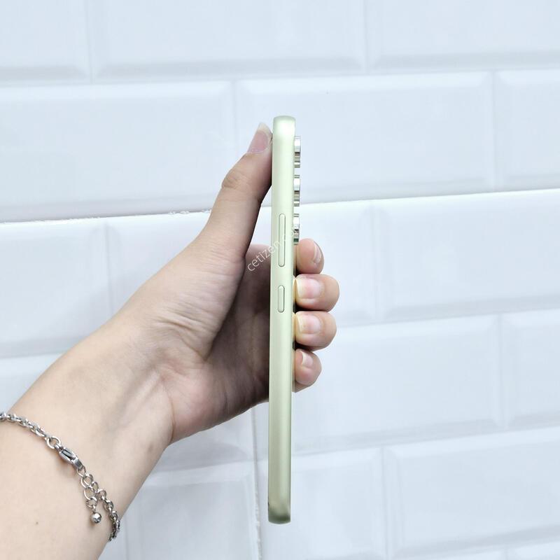 ����������4 ���� 128GB