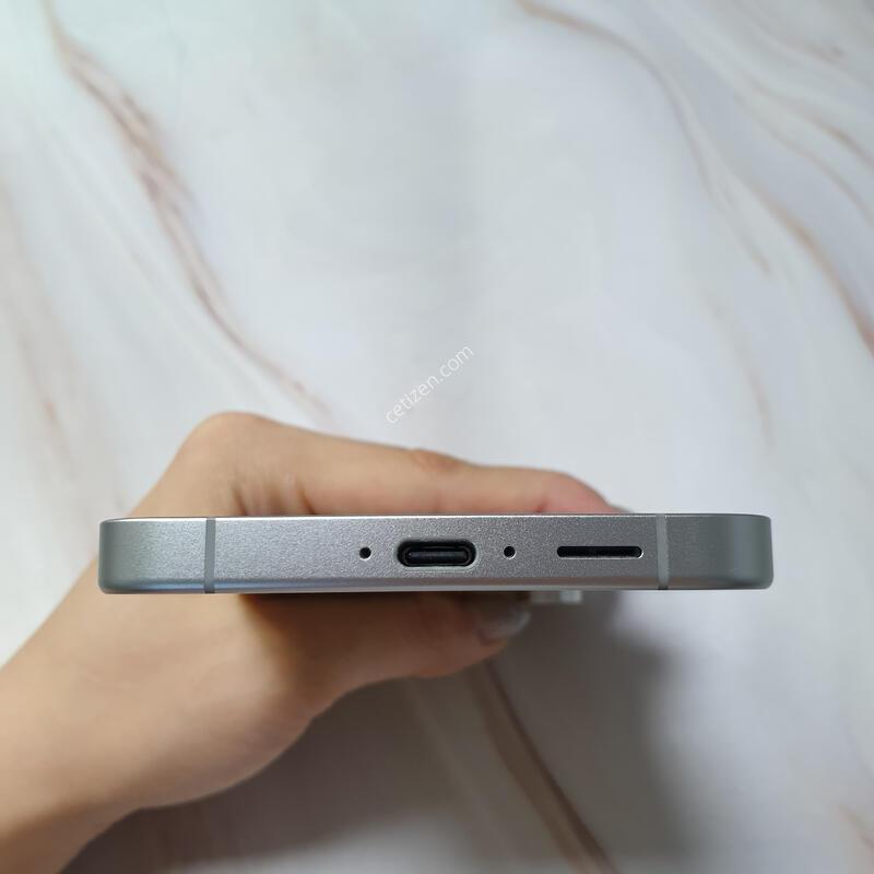 LG ������ S24FE ���ο� 256G S�� �Ǹ��մϴ�