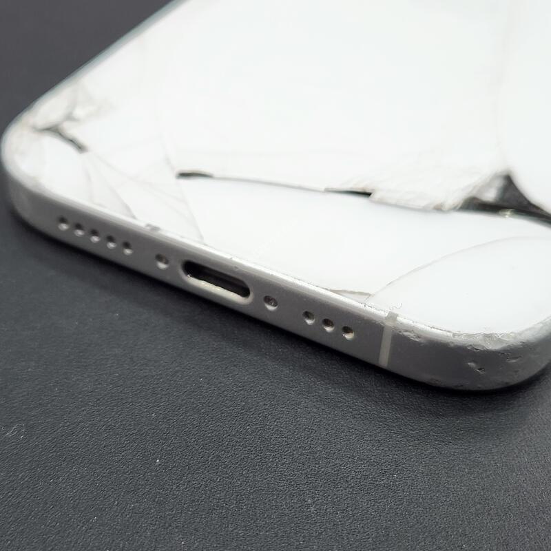 ������16 128GB ȭ��Ʈ