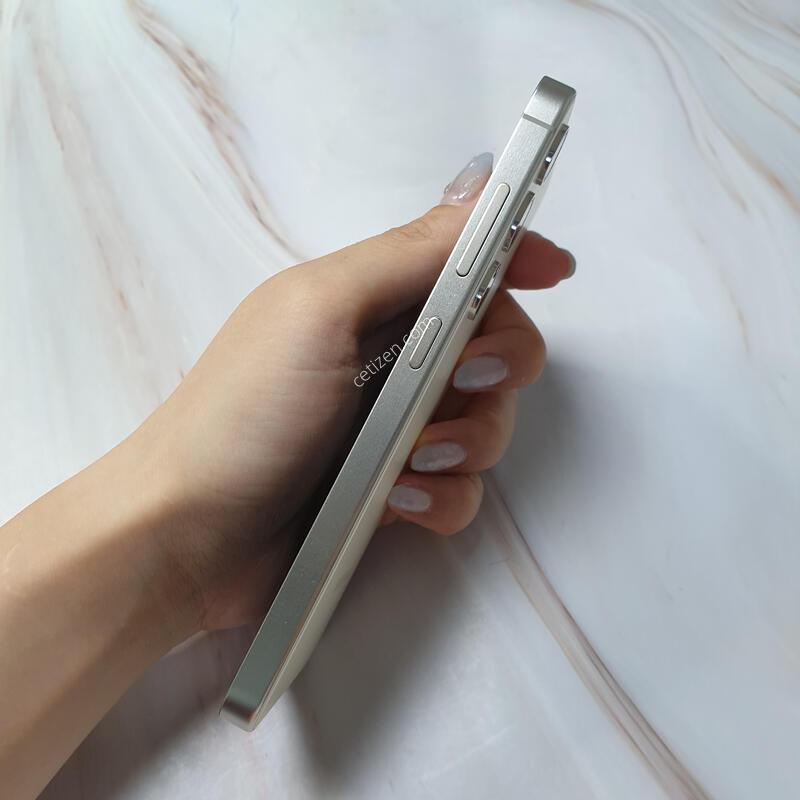 LG ������ S24 ���ο� 256G A�� �Ǹ��մϴ�