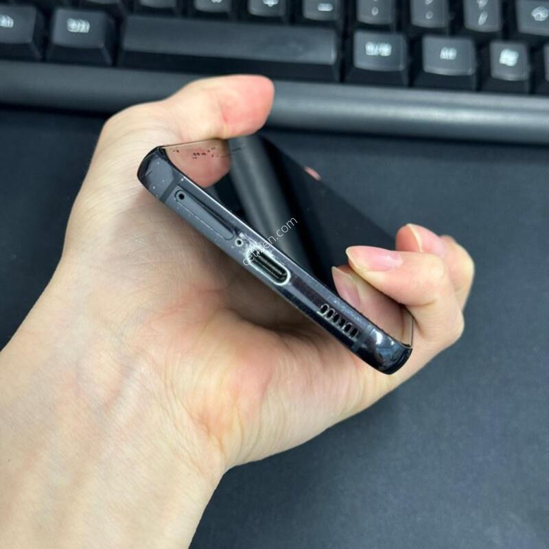 ������ S22