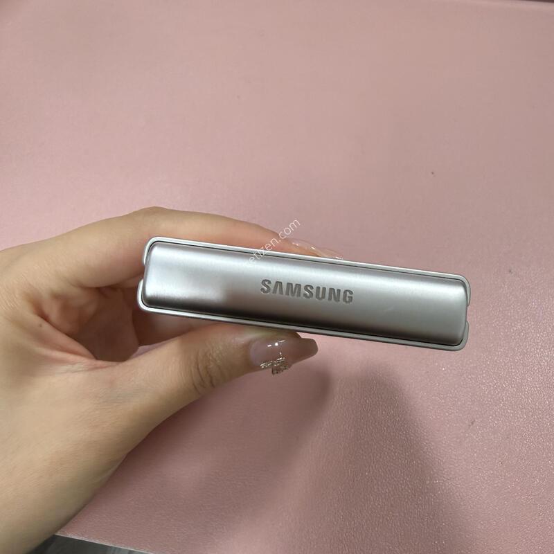 ������Z�ø�3 ũ�� 256GB