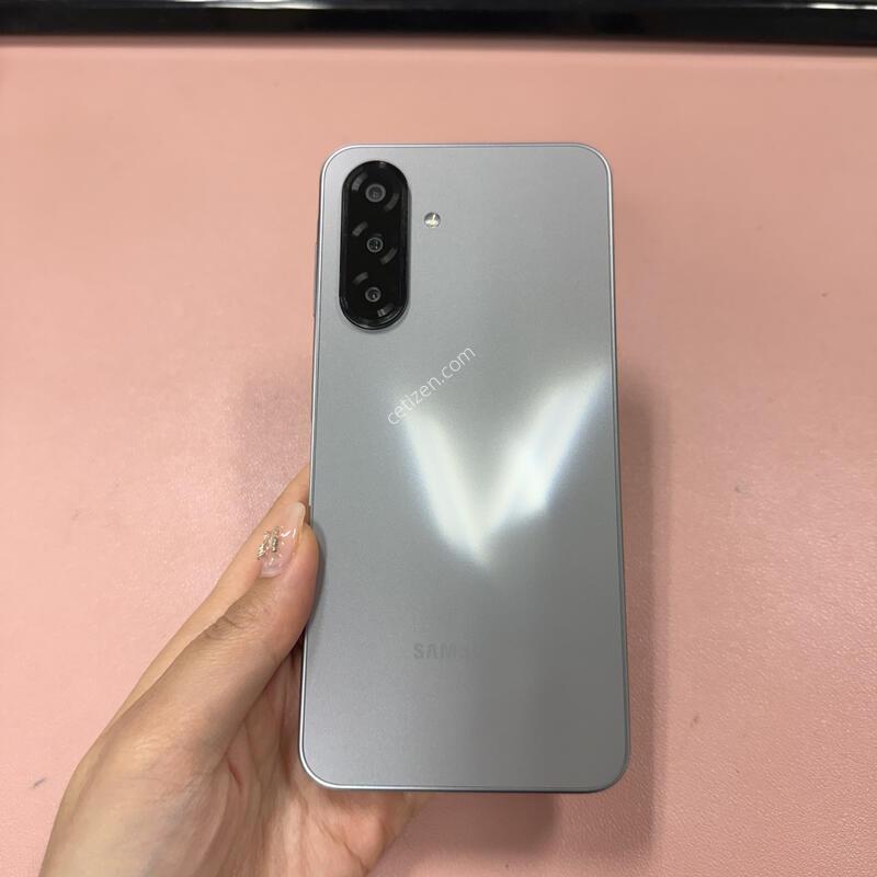 ������A175 �׷��� 128GB A��