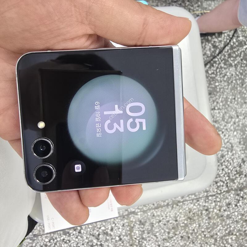U+ �ø�5(F731) ��Ʈ 256G �������� ����� �˴ϴ�