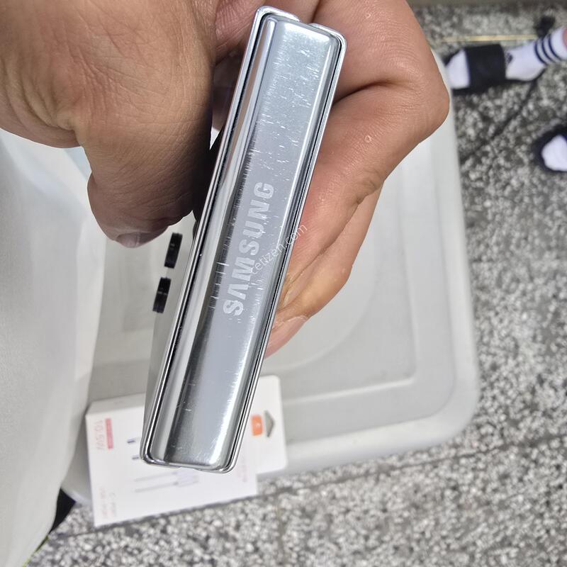 U+ �ø�5(F731) ��Ʈ 256G �������� ����� �˴ϴ�