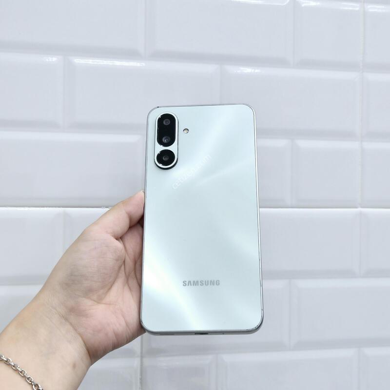 ����������4 ����Ʈ�׸� 128GB