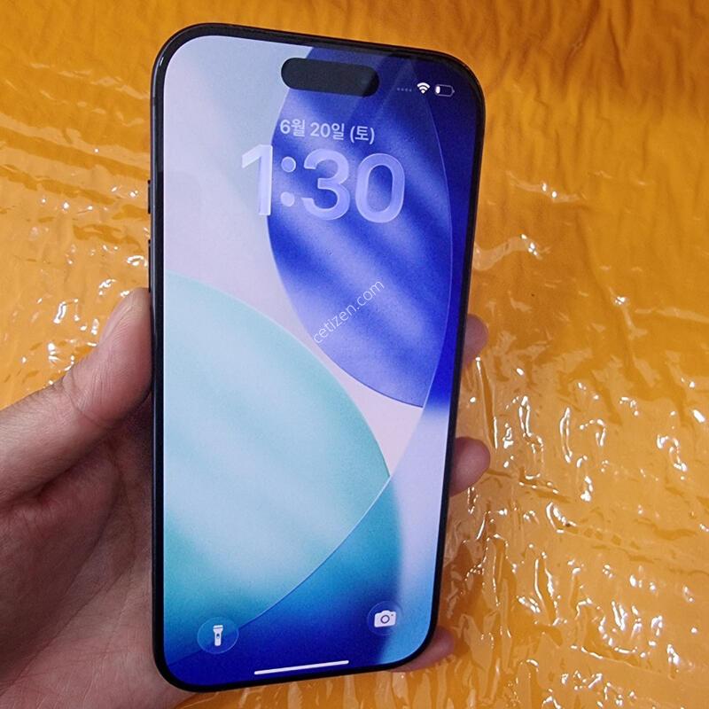 ������ 17���� 256G ������ �����ϰ� �Ǹ��մϴ�