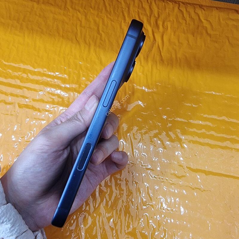 ������ 17���� 256G ������ �����ϰ� �Ǹ��մϴ�