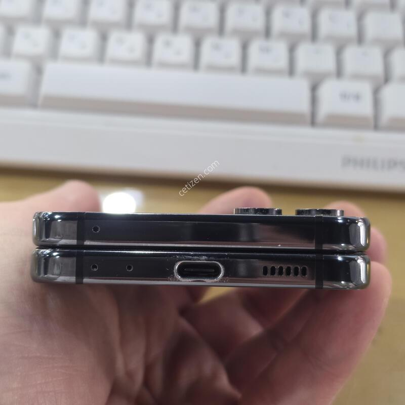 ������ Z�ø�5  256 ��ǰ�� LCD�̻� ����