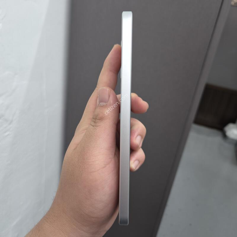 ������ A36 ȭ��Ʈ 128G