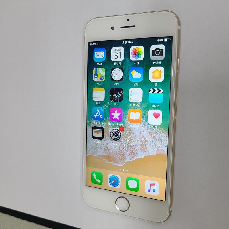 ������6 ��� 64GB ���ܻ� ���͸�90% ������ ī�޶��� 211256