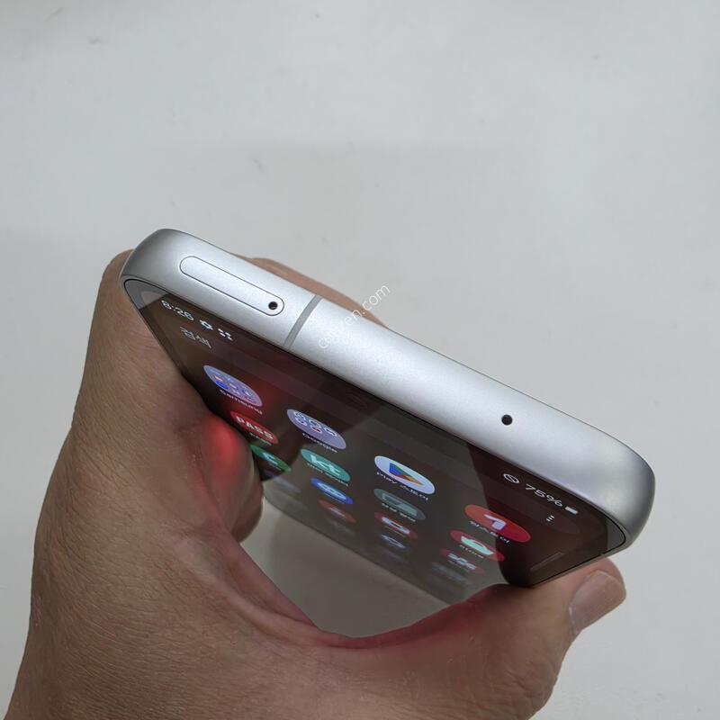 ������ S23FE ���̿÷� S�� ���ܻ�