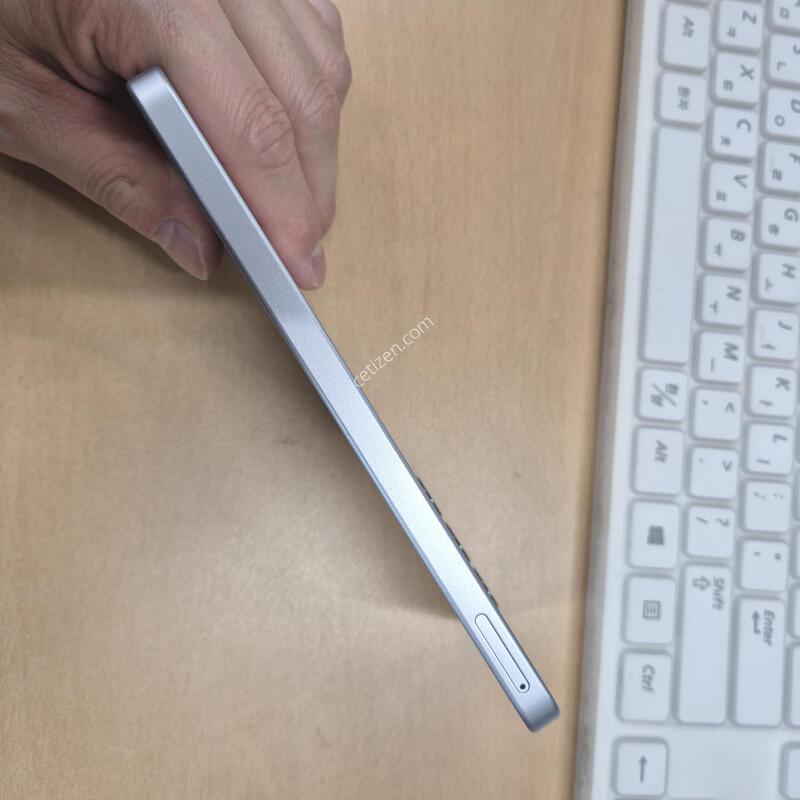 �����ù���4 ȭ��Ʈ S�� 128GB