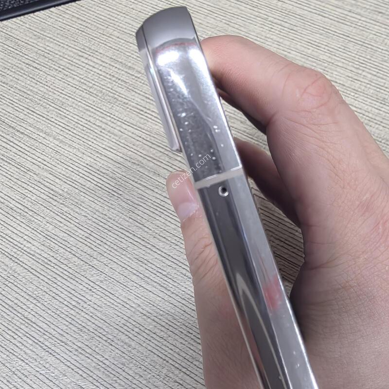 22�÷��� 256GB