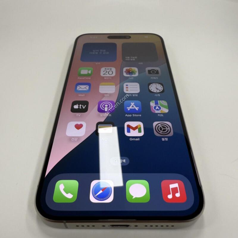 ������15���θƽ�256GB ���߷�ƼŸ�� �Ǹ��մϴ�.