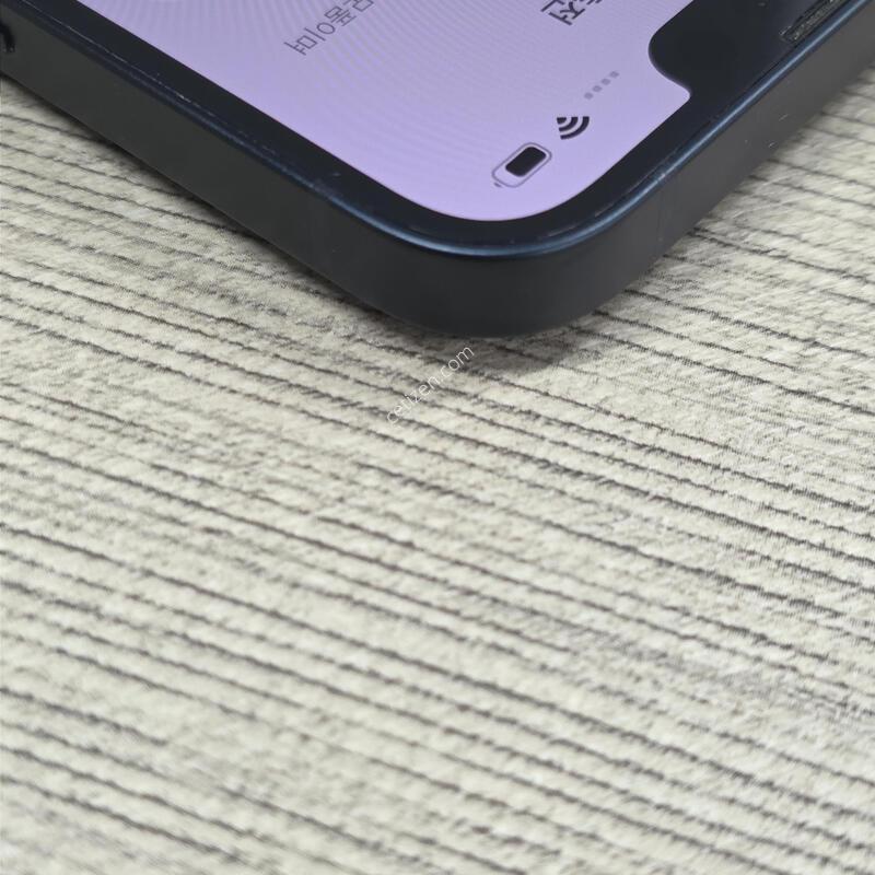 ������13 256GB