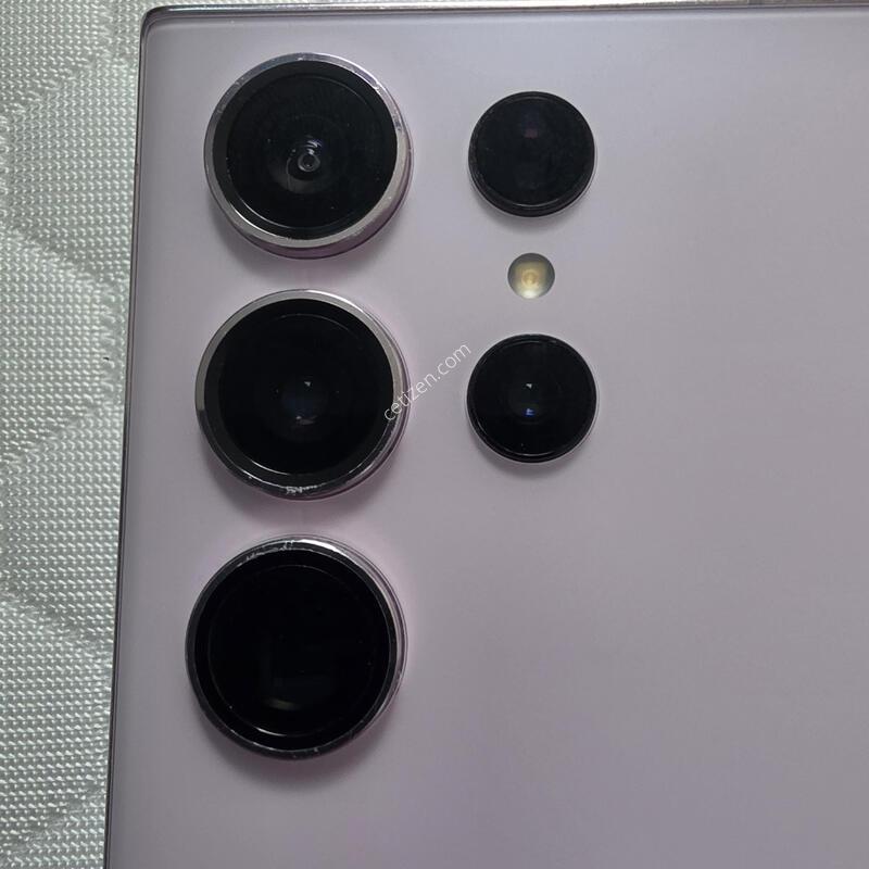 SKT�� ������S23��Ʈ�� 512GB �˴ϴ�