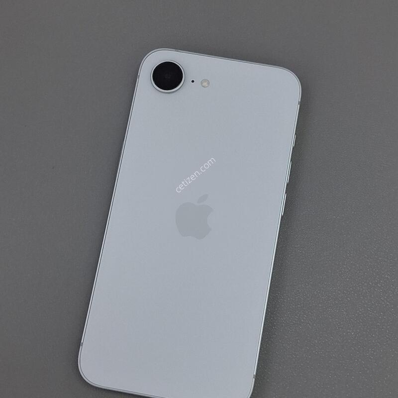 ������16e 256GB ȭ��Ʈ
