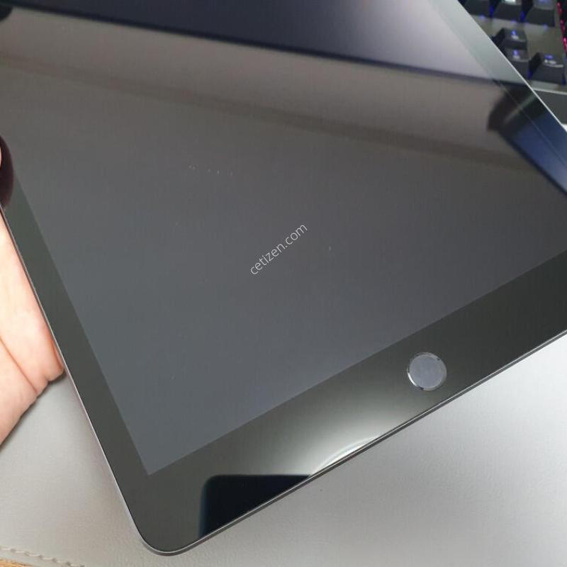 �����е� 7���� / 128GB / �׷���