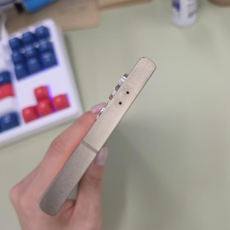 ������S24��Ʈ�� 512GB ƼŸ�����ο�