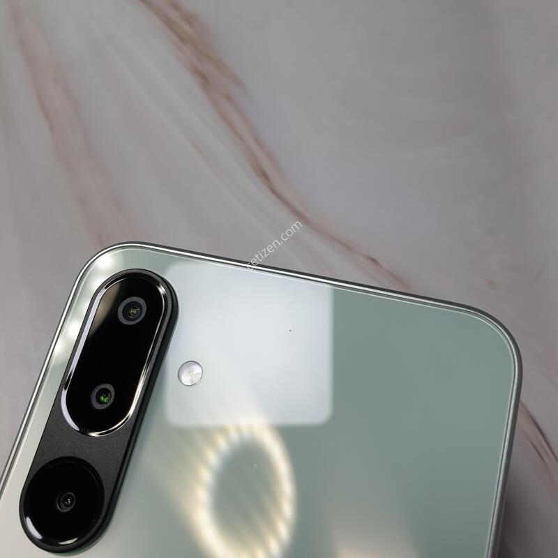 SK ������ ���̵�8 128G ����Ʈ�׸� S�� �Ǹ��մϴ�