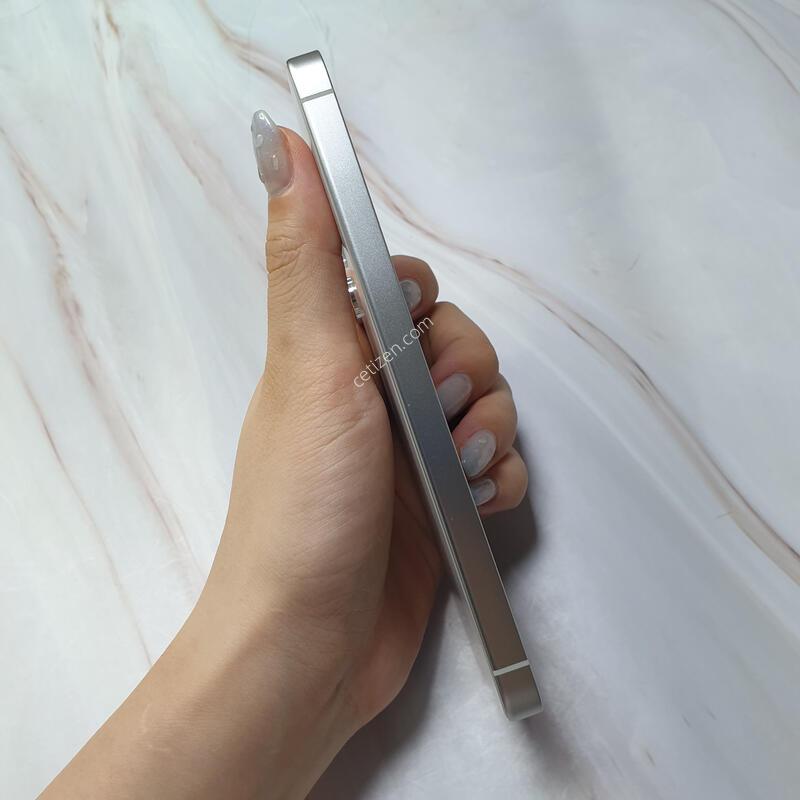 LG ������ S24 �׷��� 256G A�� �Ǹ��մϴ�