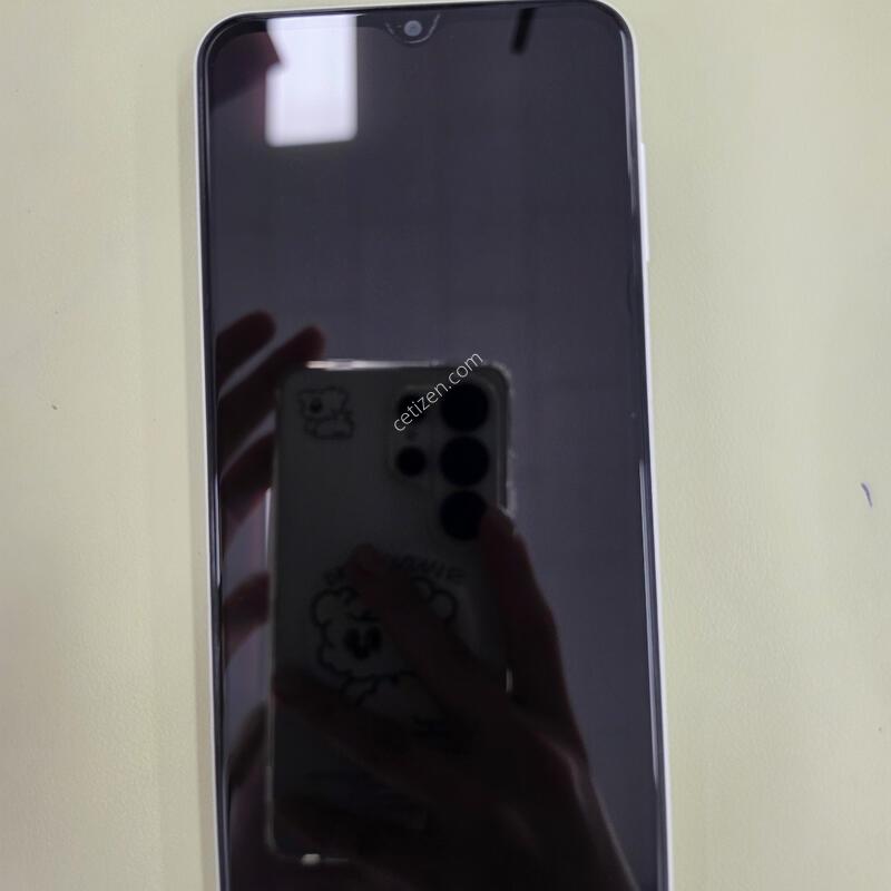 ������A23 128GB ȭ��Ʈ
