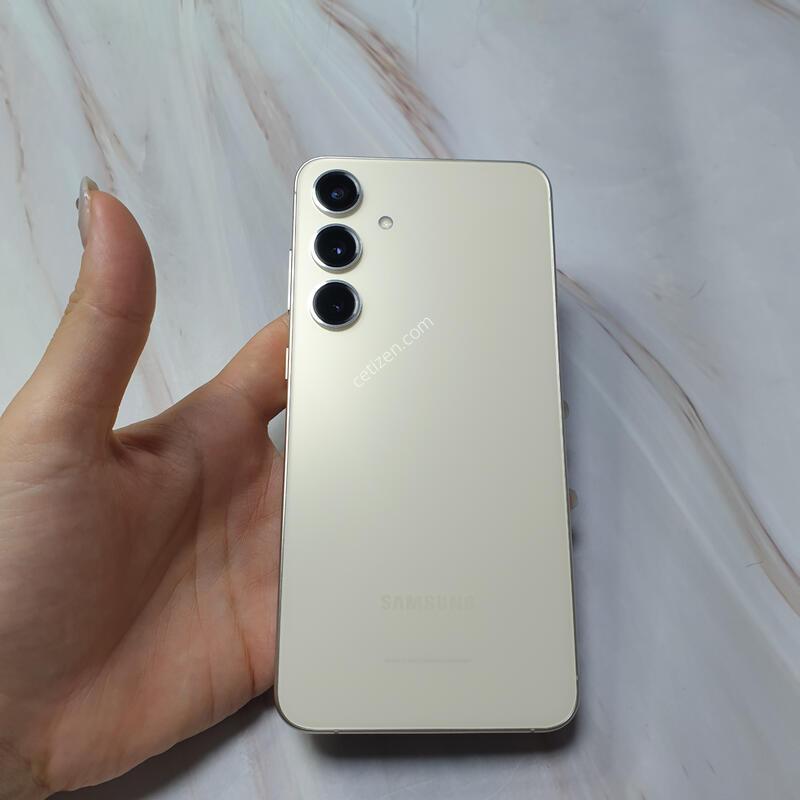LG ������ S24+ ���ο� 256G A�� �Ǹ��մϴ�