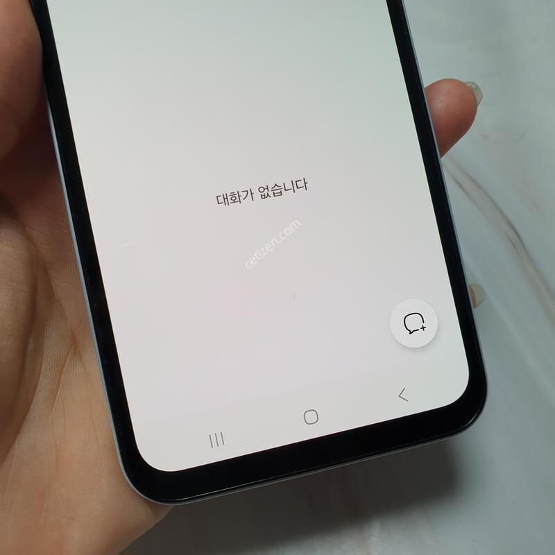LG ������ ����3 ȭ��Ʈ 128G ������ �Ǹ��մϴ�