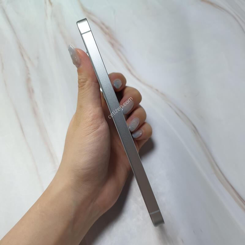 LG ������ S24FE ���� 256G A�� �Ǹ��մϴ�