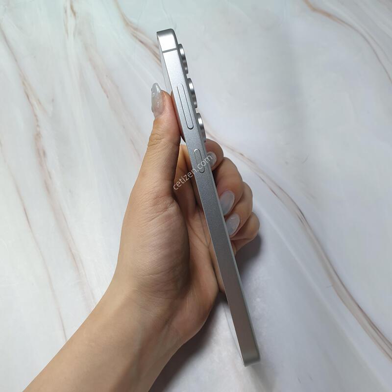 LG ������ S24FE ���� 256G A�� �Ǹ��մϴ�